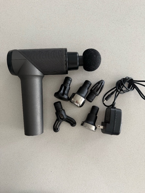 Other - LIKE NEW Massage Gun w/ 6 Attachments & 3 Speed Settings w/charger & Travel Case